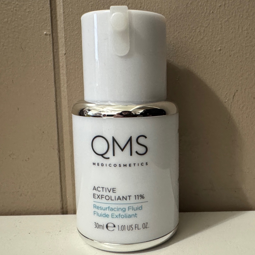QMS Active Exfoliant 11% Resurfacing Fluid – White